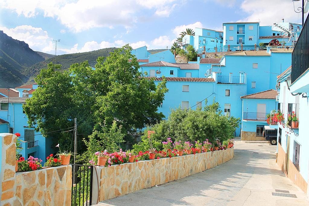 Casa Rural Juzcar Exterior photo